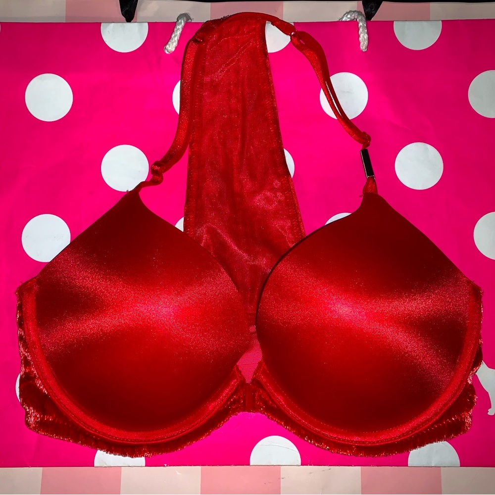 NEW Victoria’s Secret size 32D Very Sexy Push-Up. Candy apple red with bling.